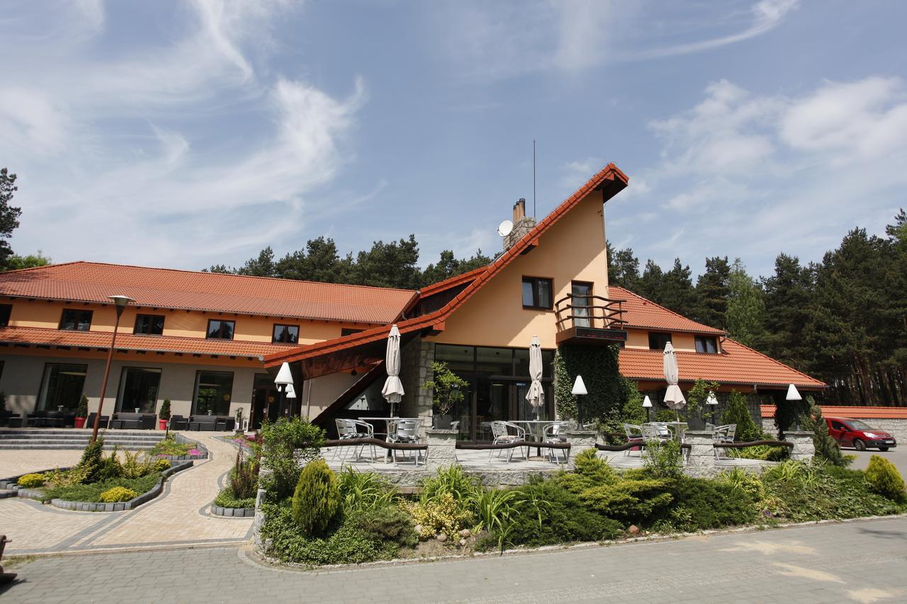 Zajazd Siodlo Hotel&Restauracja Kobyla Góra Exteriér fotografie