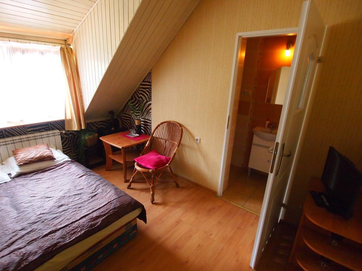 Zajazd Siodlo Hotel&Restauracja Kobyla Góra Exteriér fotografie